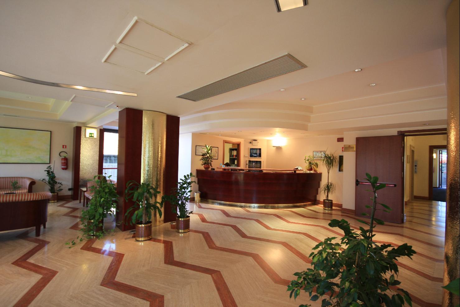 スムース ホテル ローマ ウエスト インテリア 写真